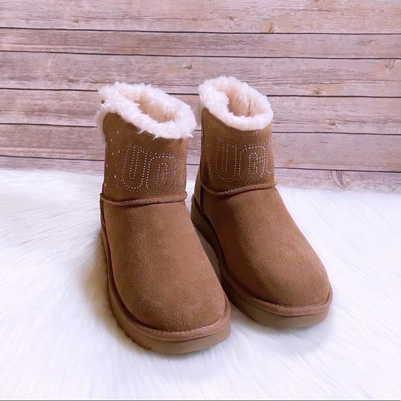 UGG Women’s Classic UGG Gem Mini Chestnut Suede Boots - Picture 7 of 10